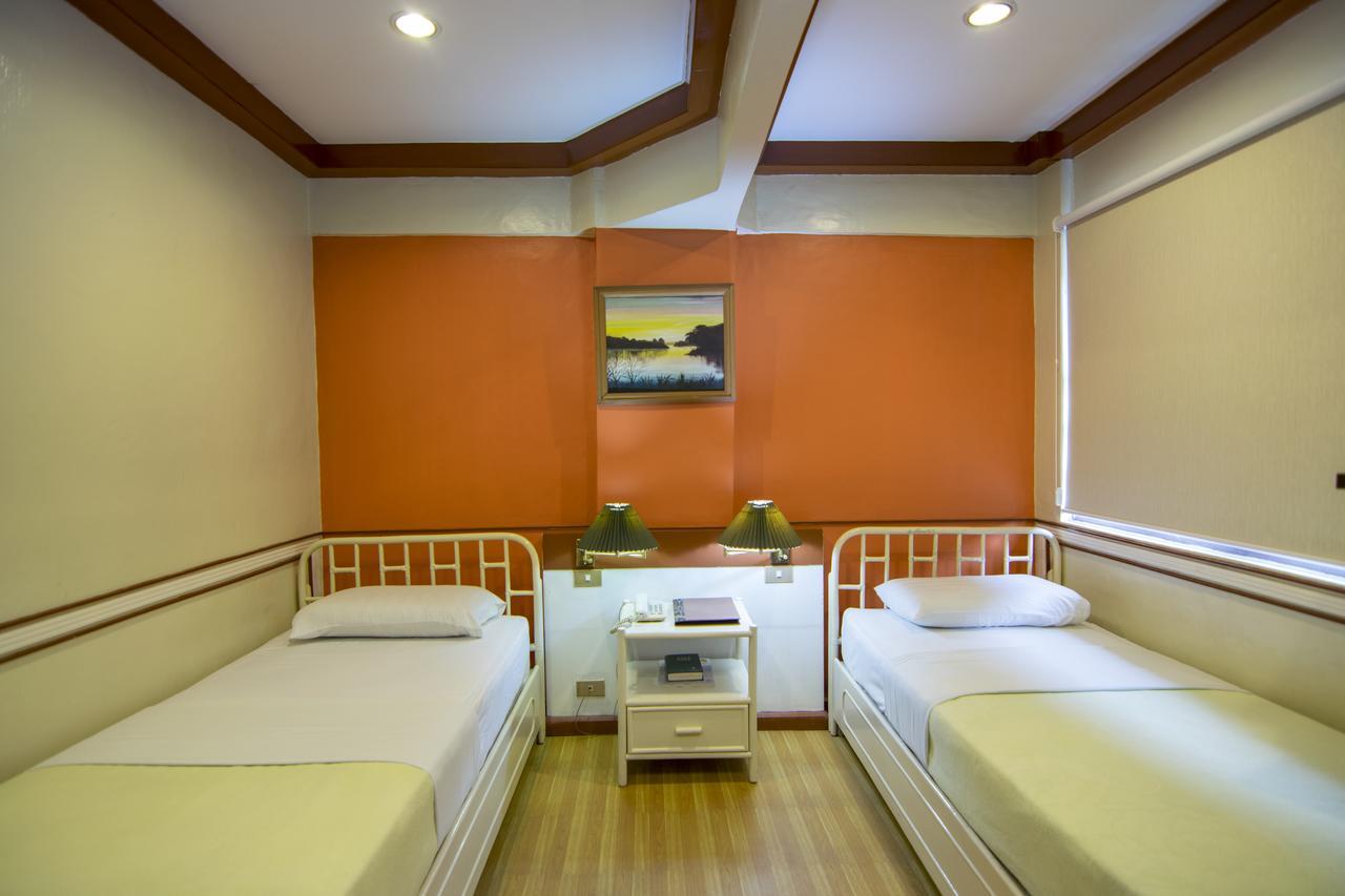 The Manor Hotel Davao City Εξωτερικό φωτογραφία