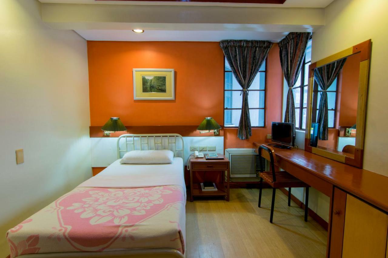 The Manor Hotel Davao City Εξωτερικό φωτογραφία